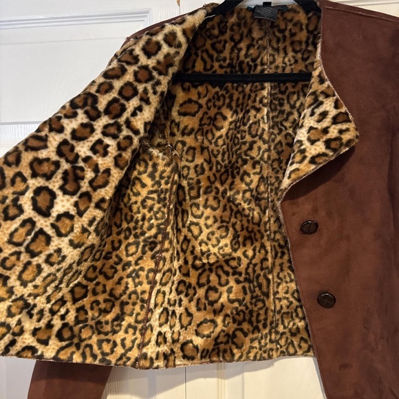 Vintage BCBG faux suede jacket - Picture 3 of 7